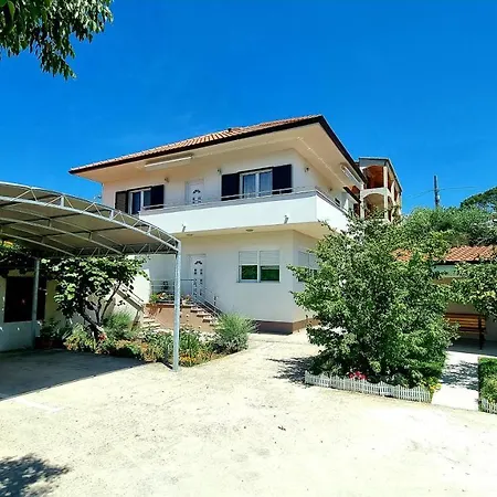 Apartments Bava Trogir Exterior photo